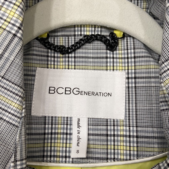BCBGeneration Grey and Yellow Plaid Trench Coat. Size Small. NWT - Picture 7 of 11